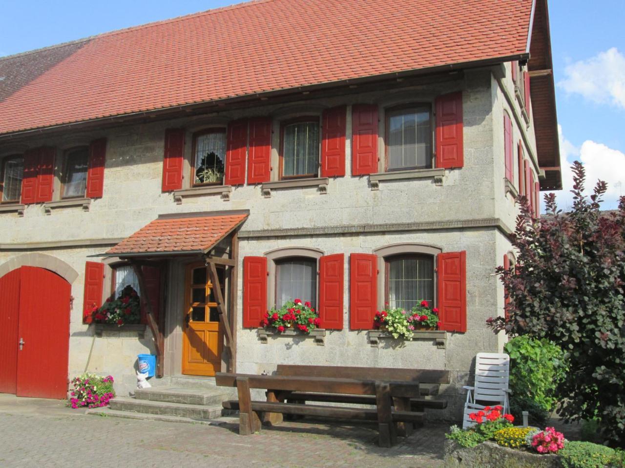 Gasthaus Zum Goldenen Ross 克雷格林根 外观 照片